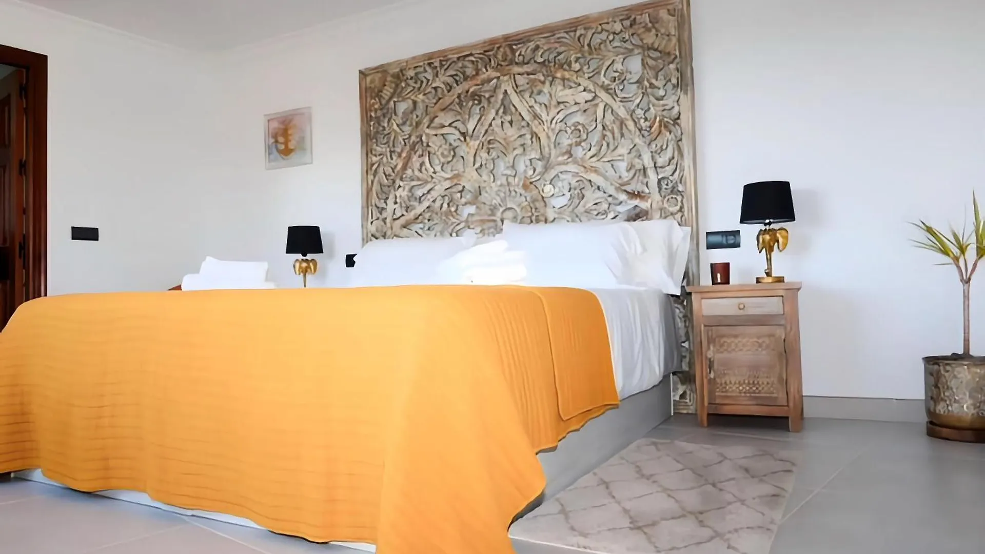 Guest house La Pina Verde Estepona Spain