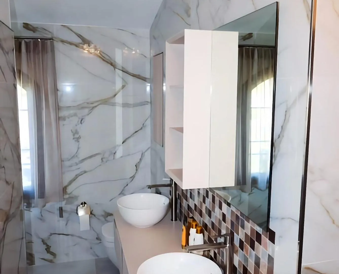 La Pina Verde Estepona Guest house